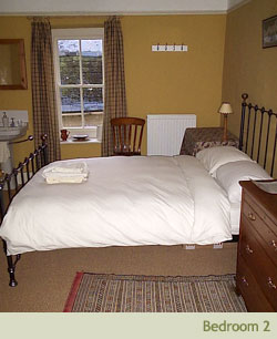 bridge_cafe_bedroom2.jpg