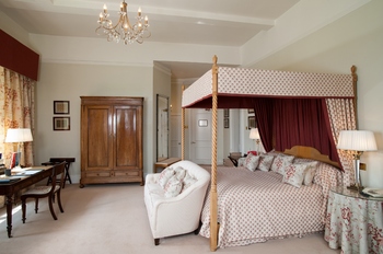 State Deluxe Room