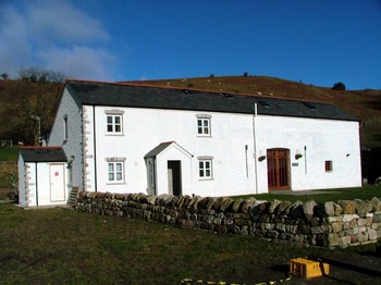 budget group accommodation in Brecon Beacons